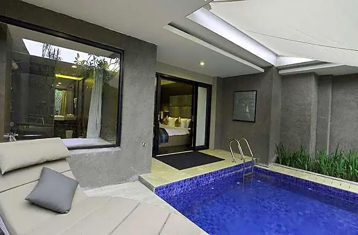 Hotel Amaroossa Bali 4*
